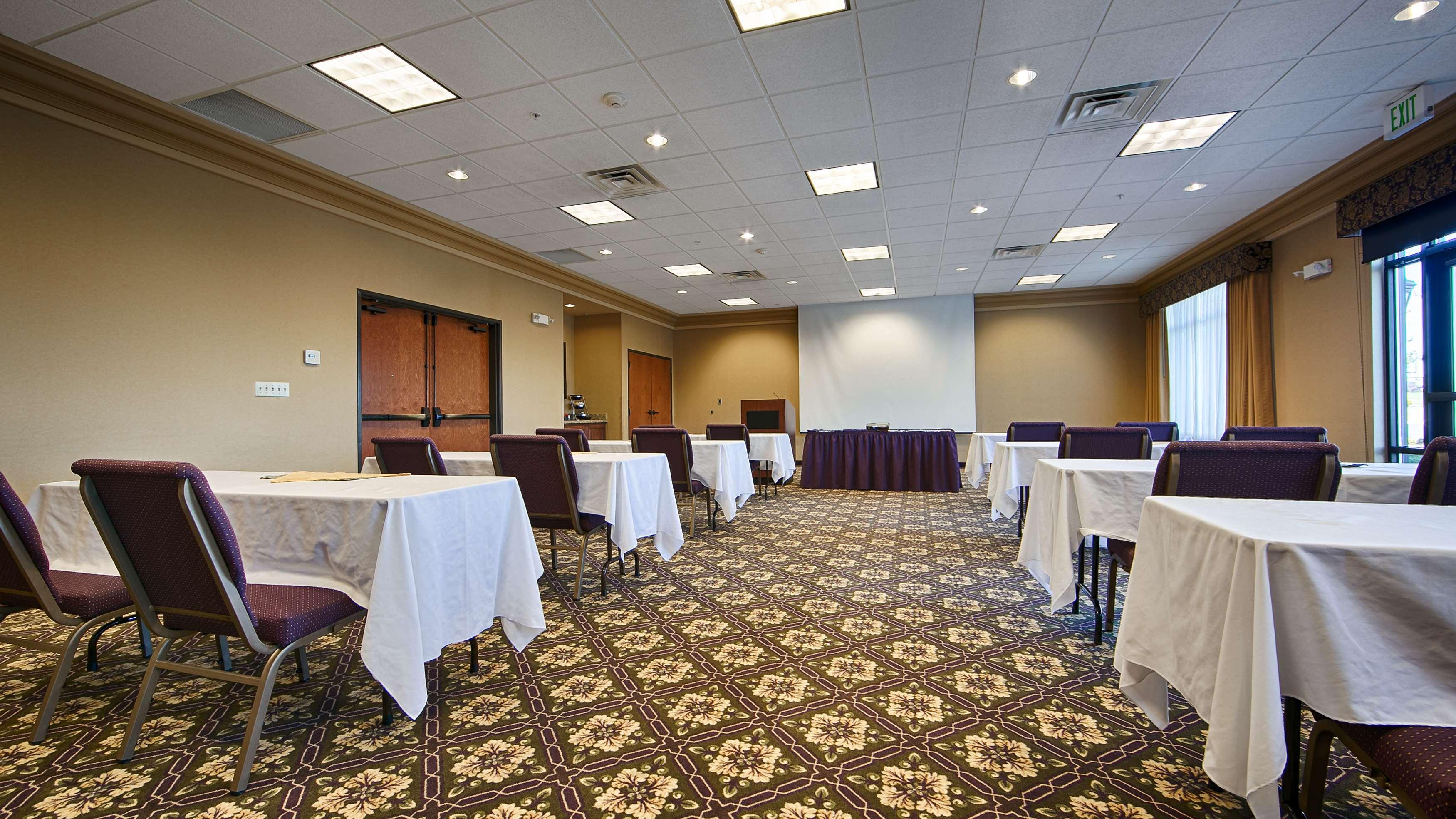 Best Western Premier Pasco Inn And Suites Exterior photo